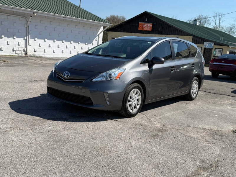 2012 Toyota Prius v Two