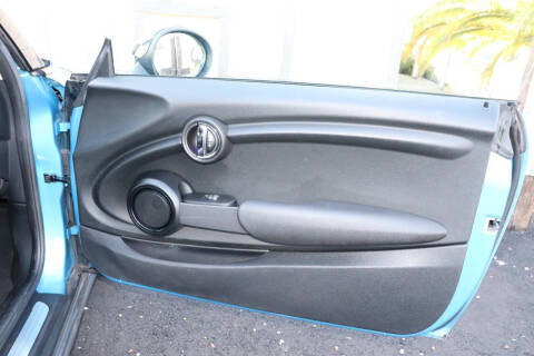 2016 MINI Hardtop 2 Door Cooper