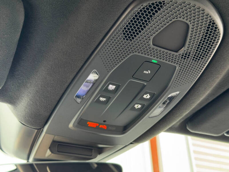 2024 Porsche Cayenne Turbo E-Hybrid Coupe