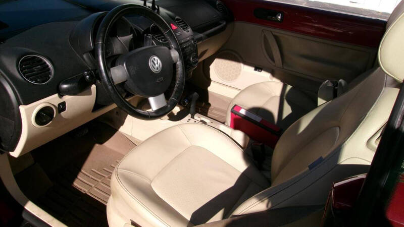 2008 Volkswagen New Beetle Convertible SE