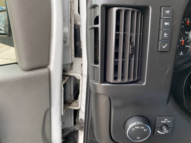 2018 GMC Savana 2500