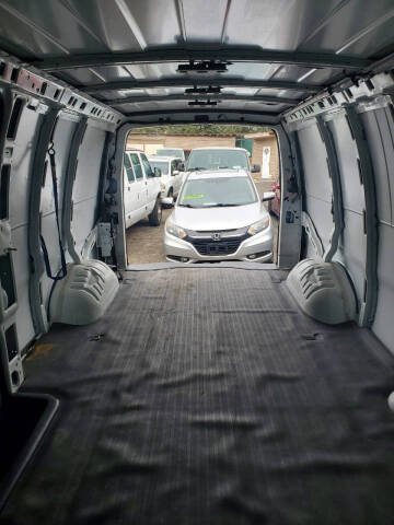 2021 Chevrolet Express 2500