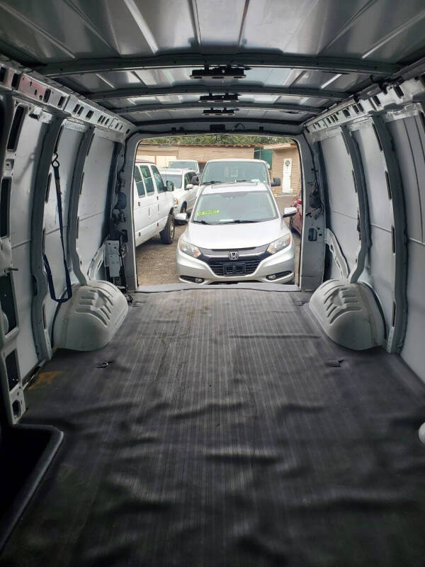 2021 Chevrolet Express 2500