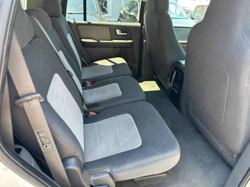 2003 Ford Expedition XLT