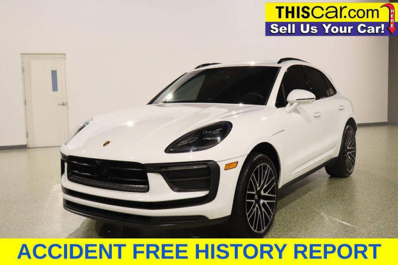 2025 Porsche Macan