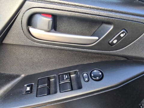 2013 Mazda MAZDA3 i Sport