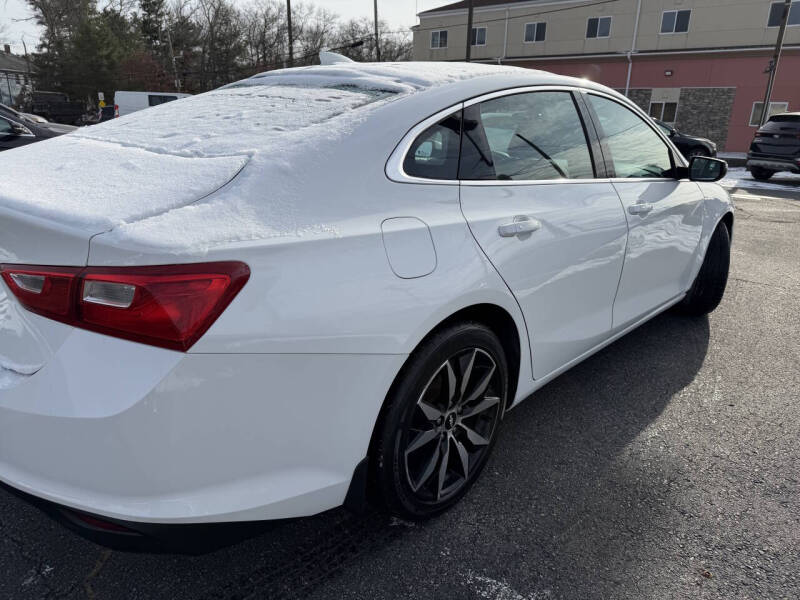 2017 Chevrolet Malibu LT