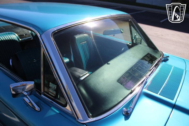 1965 Ford Thunderbird