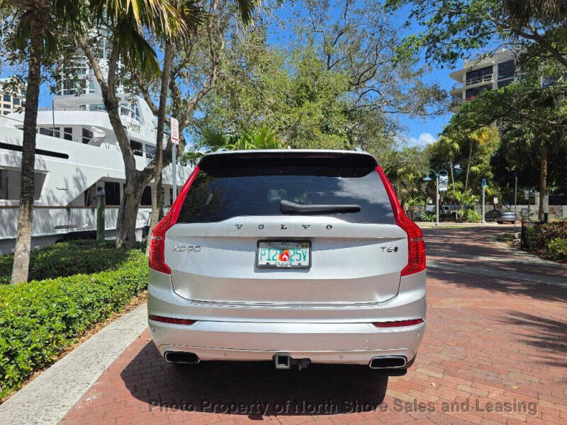 2016 Volvo XC90 T6 Momentum