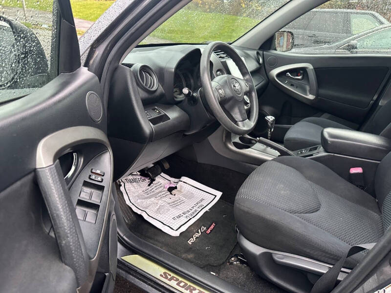 2009 Toyota RAV4 Sport