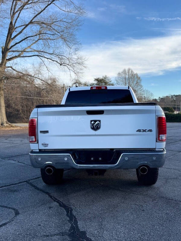 2015 RAM 1500 Laramie