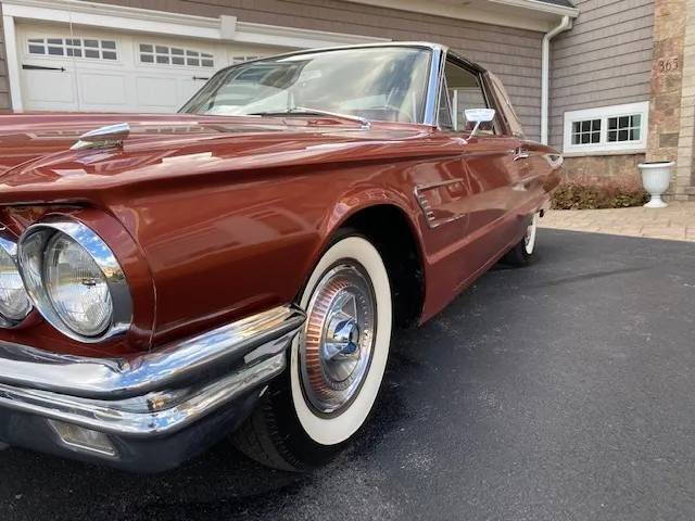 1965 Ford Thunderbird