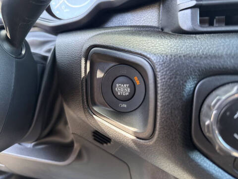 2024 Jeep Gladiator Sport