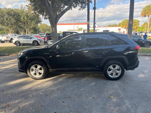 2020 Toyota RAV4 Hybrid LE