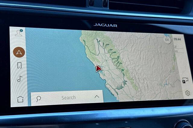 2024 Jaguar I-PACE EV400 R-Dynamic HSE