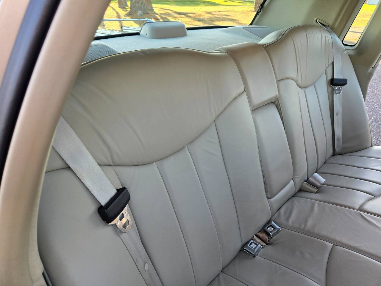 1997 Lincoln Town Car 131