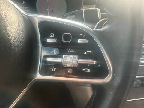 2021 Mercedes-Benz GLC GLC 300