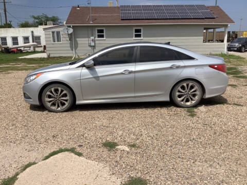 2014 Hyundai Sonata for sale at Paris Fisher Auto Sales Inc. in Chadron NE