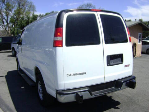 2017 GMC Savana 2500