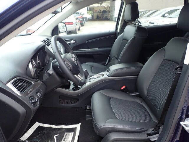 2018 Dodge Journey Crossroad