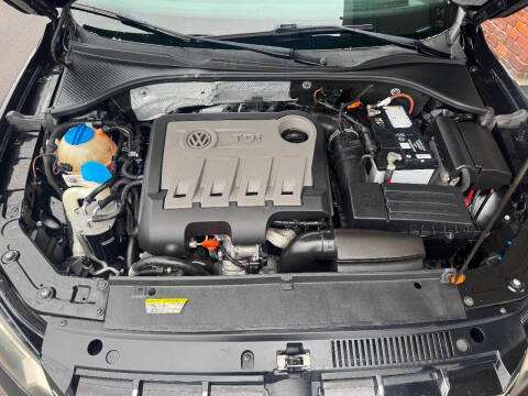 2013 Volkswagen Passat TDI SE