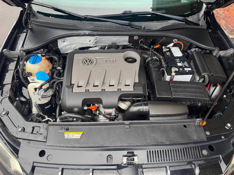 2013 Volkswagen Passat TDI SE
