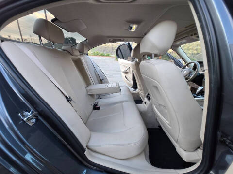 2012 BMW 3 Series 328i