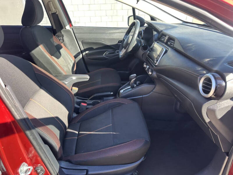 2021 Nissan Versa SR