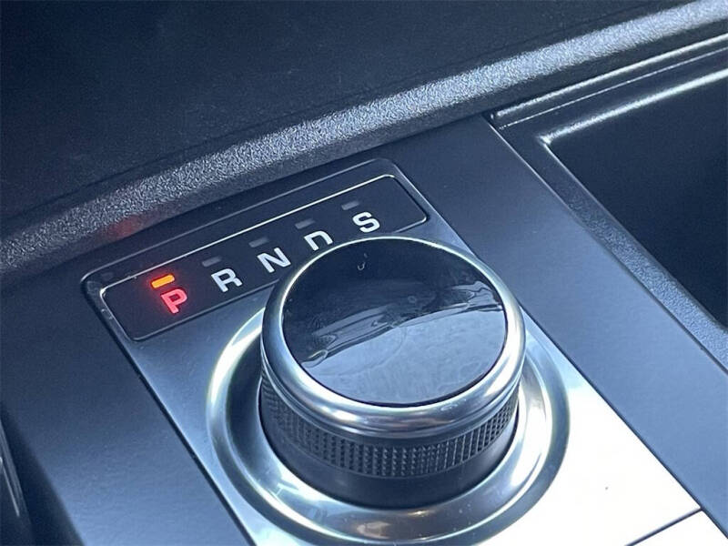 2019 Land Rover Discovery SE