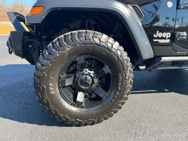 2019 Jeep Wrangler 25