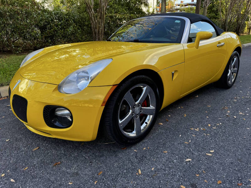 2007 Pontiac Solstice for sale at DENMARK AUTO BROKERS in Riviera Beach FL