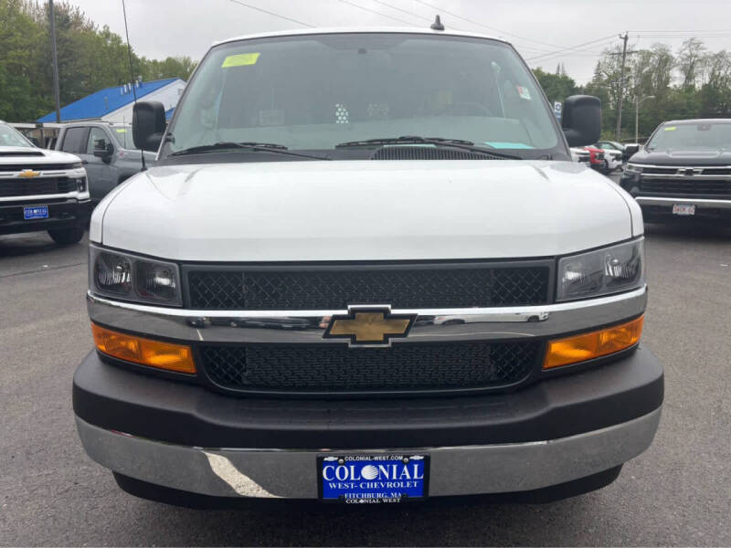 2025 Chevrolet Express 2500