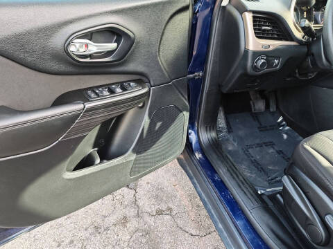 2014 Jeep Cherokee Sport