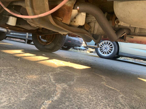 2005 Ford E-Series E-350 SD XLT