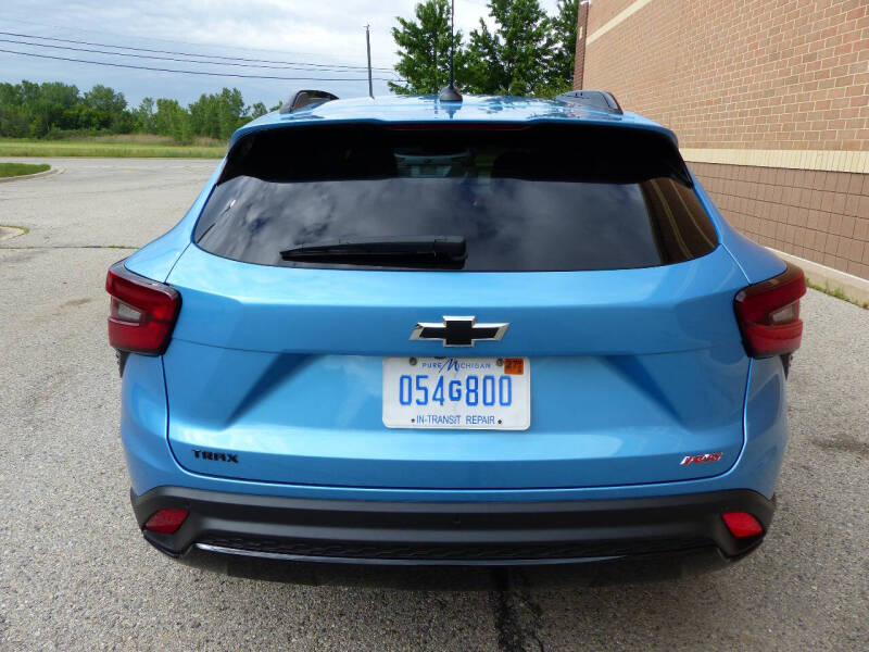 2025 Chevrolet Trax RS