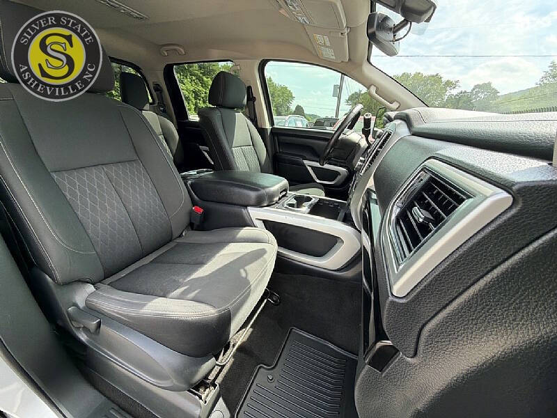 2019 Nissan Titan