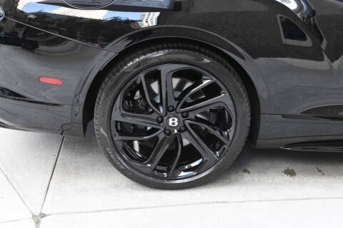 2025 Bentley Continental