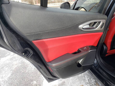 2017 Alfa Romeo Giulia Ti