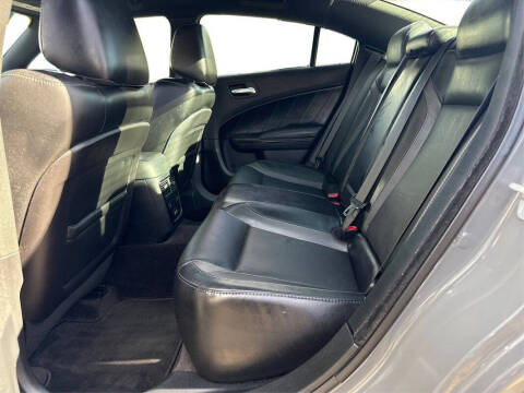 2017 Dodge Charger SXT