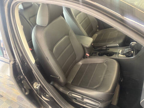 2015 Volkswagen Passat 1.8T Wolfsburg Edition