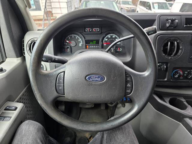 2013 Ford E-Series E-250