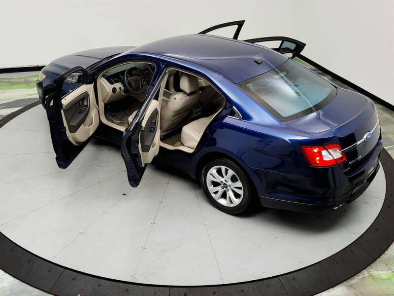 2012 Ford Taurus SEL