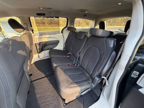 2020 Chrysler Pacifica Touring