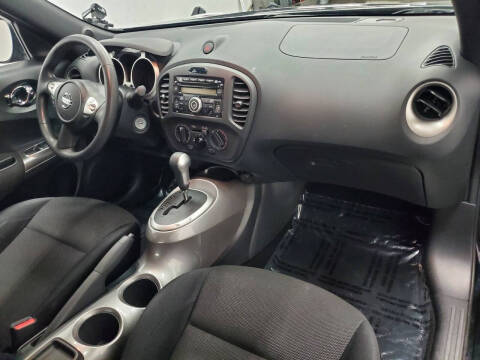 2011 Nissan JUKE S