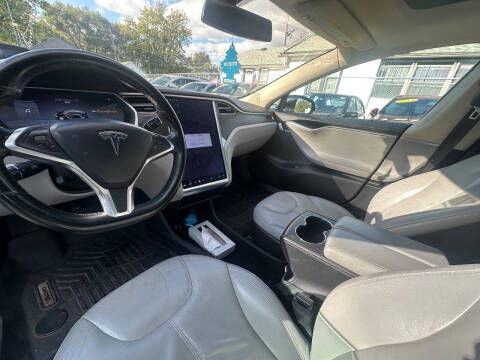 2014 Tesla Model S 85