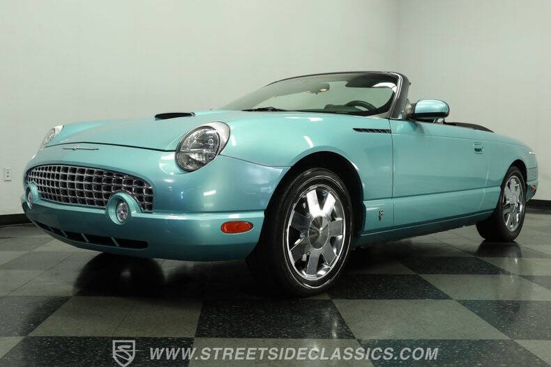 2002 Ford Thunderbird Deluxe