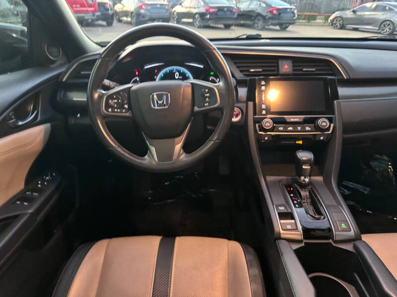 2018 Honda Civic EX-L w/Navi