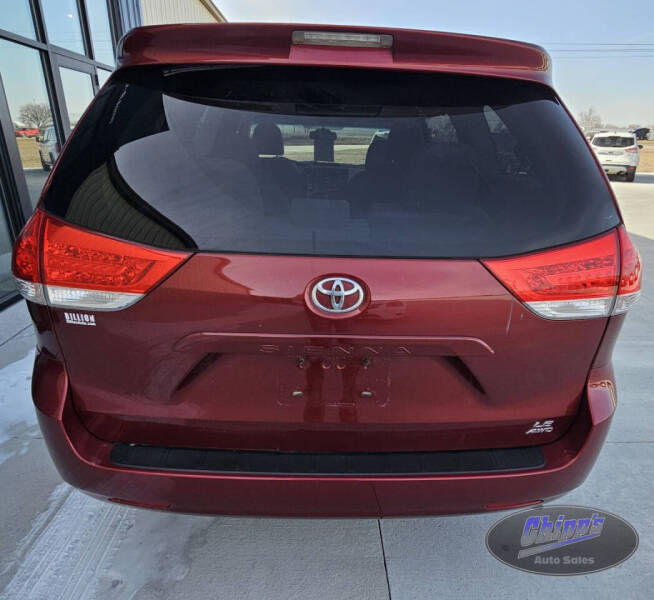 2011 Toyota Sienna LE