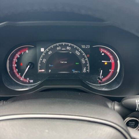 2023 Toyota RAV4 XLE