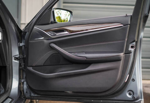 2018 BMW 5 Series 540i